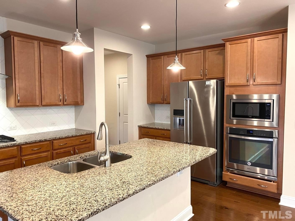 1148 Premier Key Drive - Photo 8