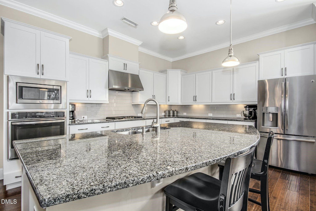 485 Wildwind Drive - Photo 4
