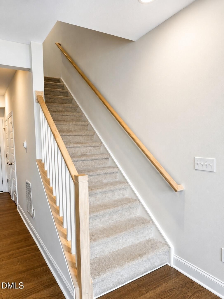 602 Market Grove Drive - Photo 5