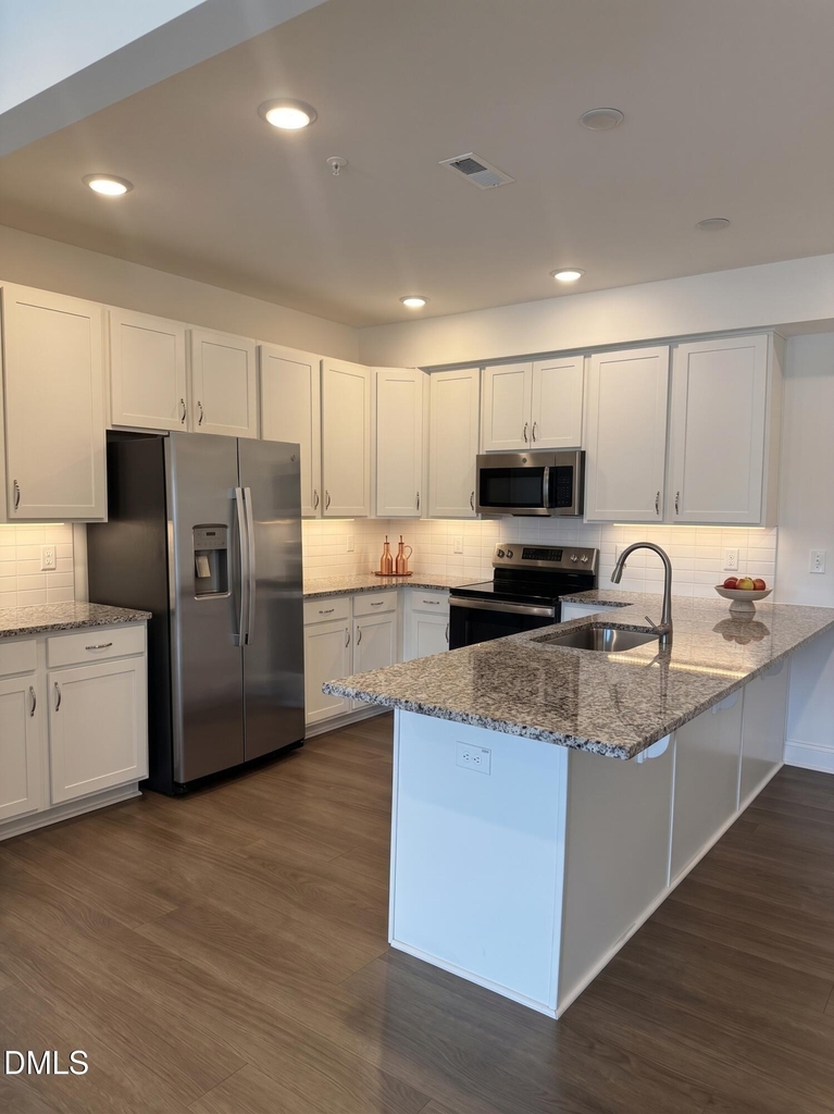 602 Market Grove Drive - Photo 35
