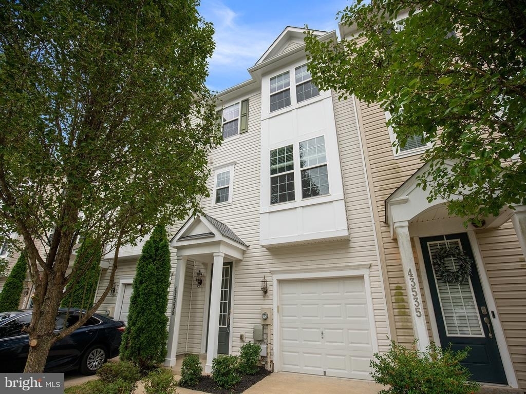 43539 Wild Iris Street - Photo 1