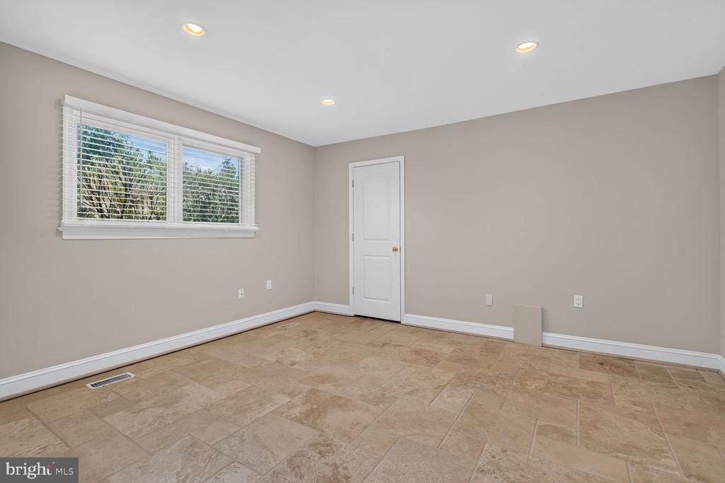 6216 Goodview Street - Photo 36