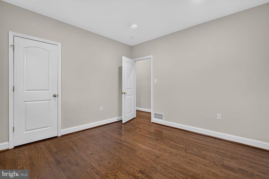 6216 Goodview Street - Photo 25