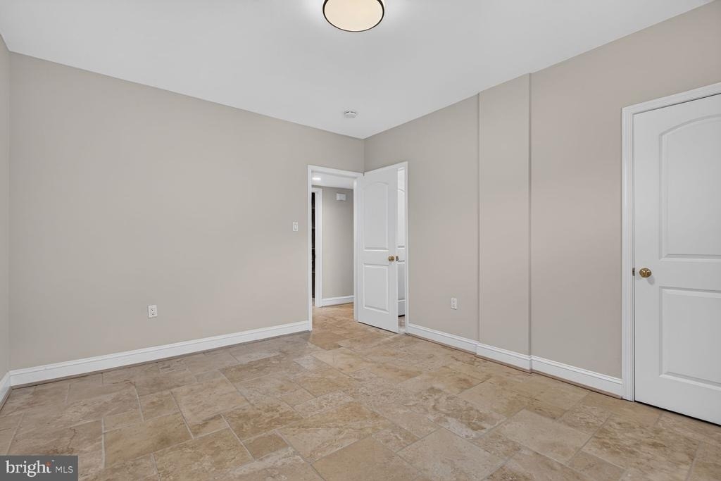 6216 Goodview Street - Photo 40
