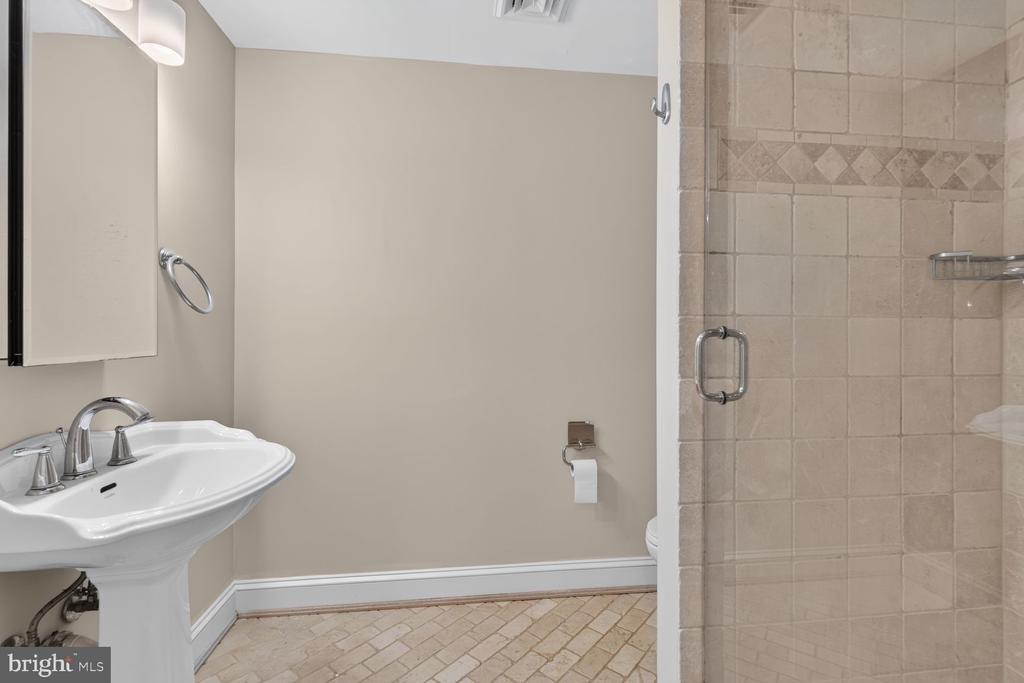 6216 Goodview Street - Photo 35