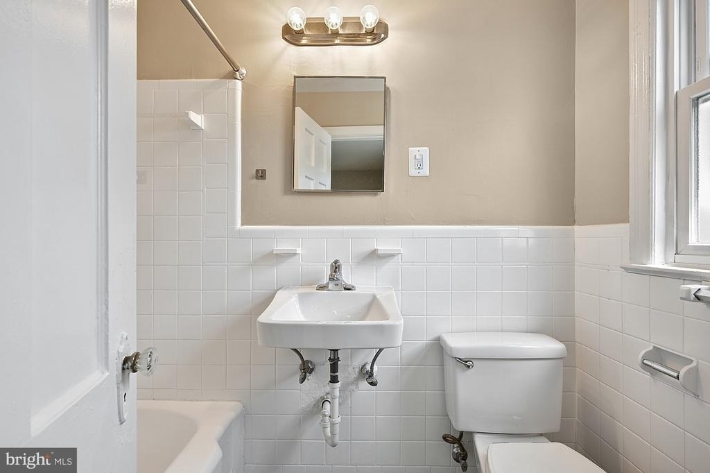 8507 Flower Avenue - Photo 21