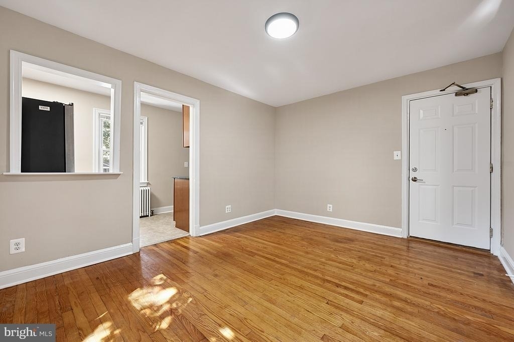 8507 Flower Avenue - Photo 7