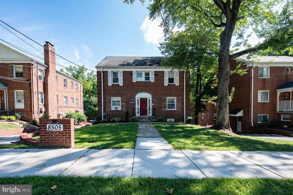 8505 Flower Avenue - Photo 1