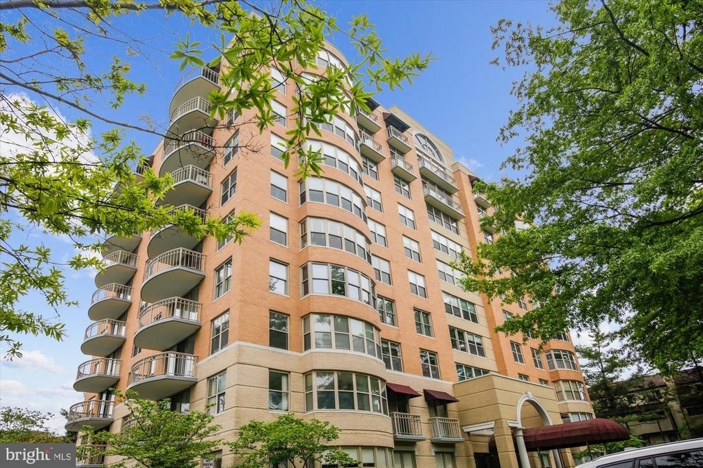 5000 Battery Lane - Photo 1