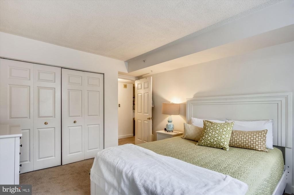 5000 Battery Lane - Photo 5
