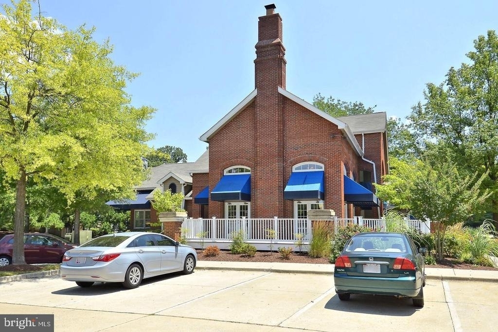 5716 Chapman Mill Drive - Photo 20