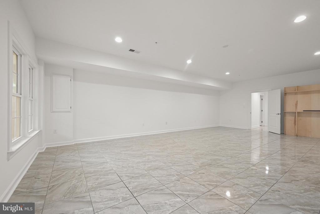 8120 Westside Boulevard - Photo 12