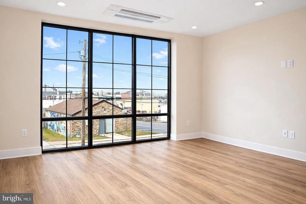 128 N Bond Street - Photo 14