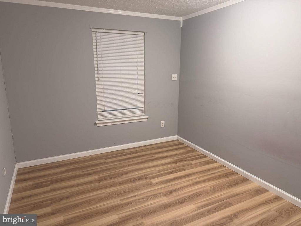 220 Ferring Court - Photo 10