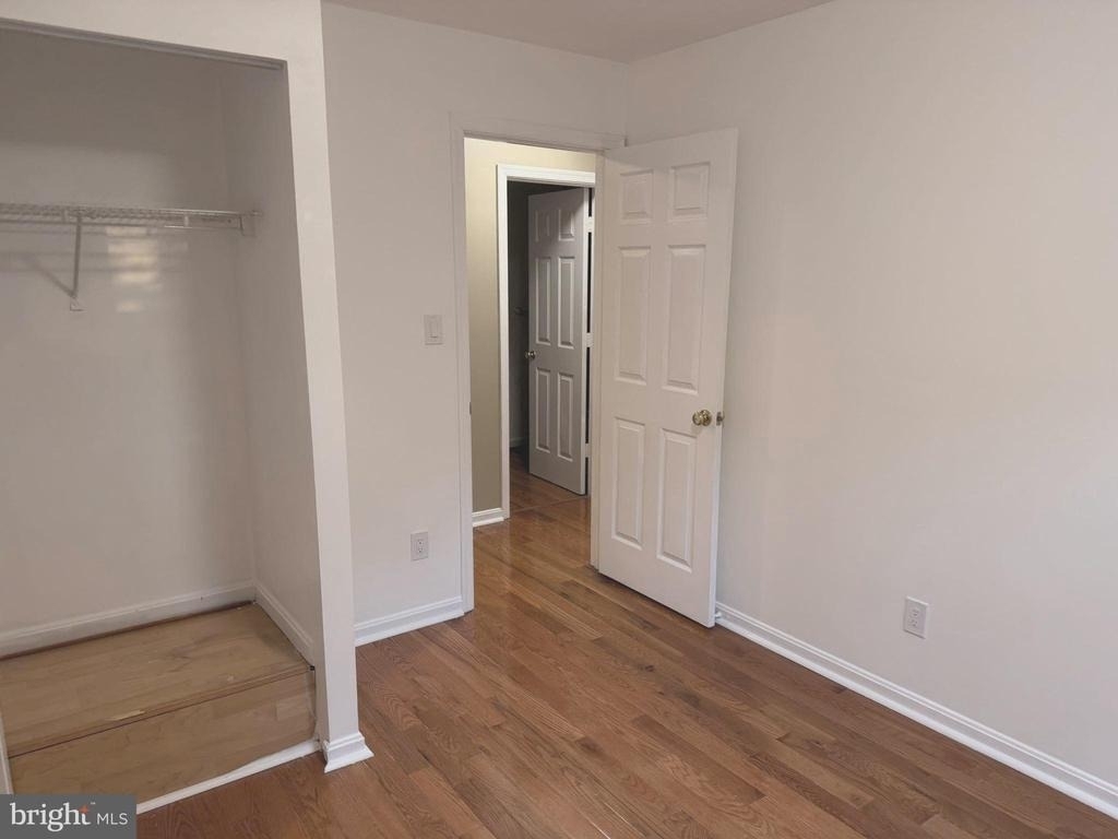 220 Ferring Court - Photo 20