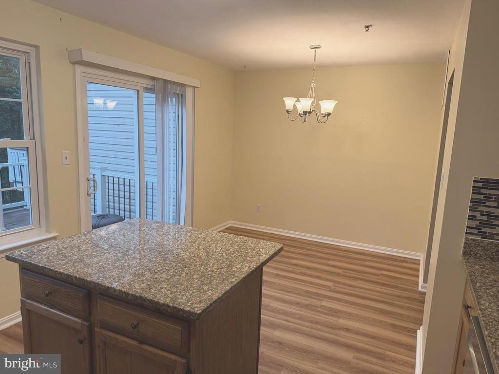 220 Ferring Court - Photo 7