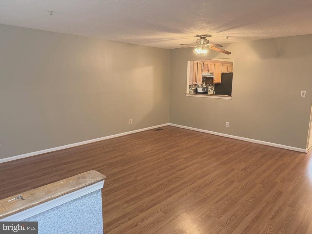 220 Ferring Court - Photo 3
