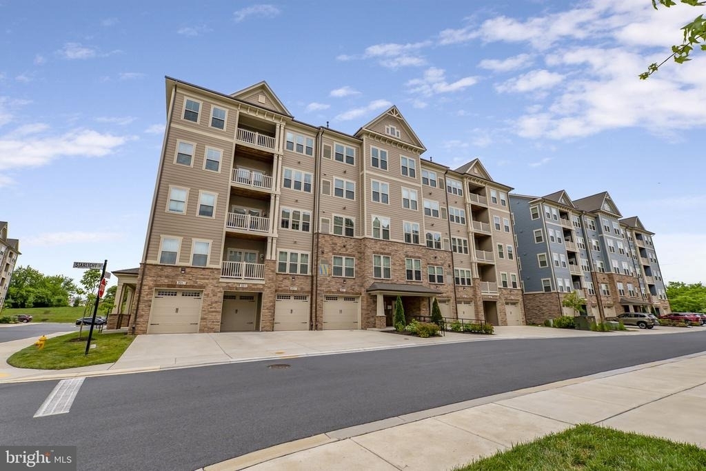 3510 Starlight Street - Photo 0