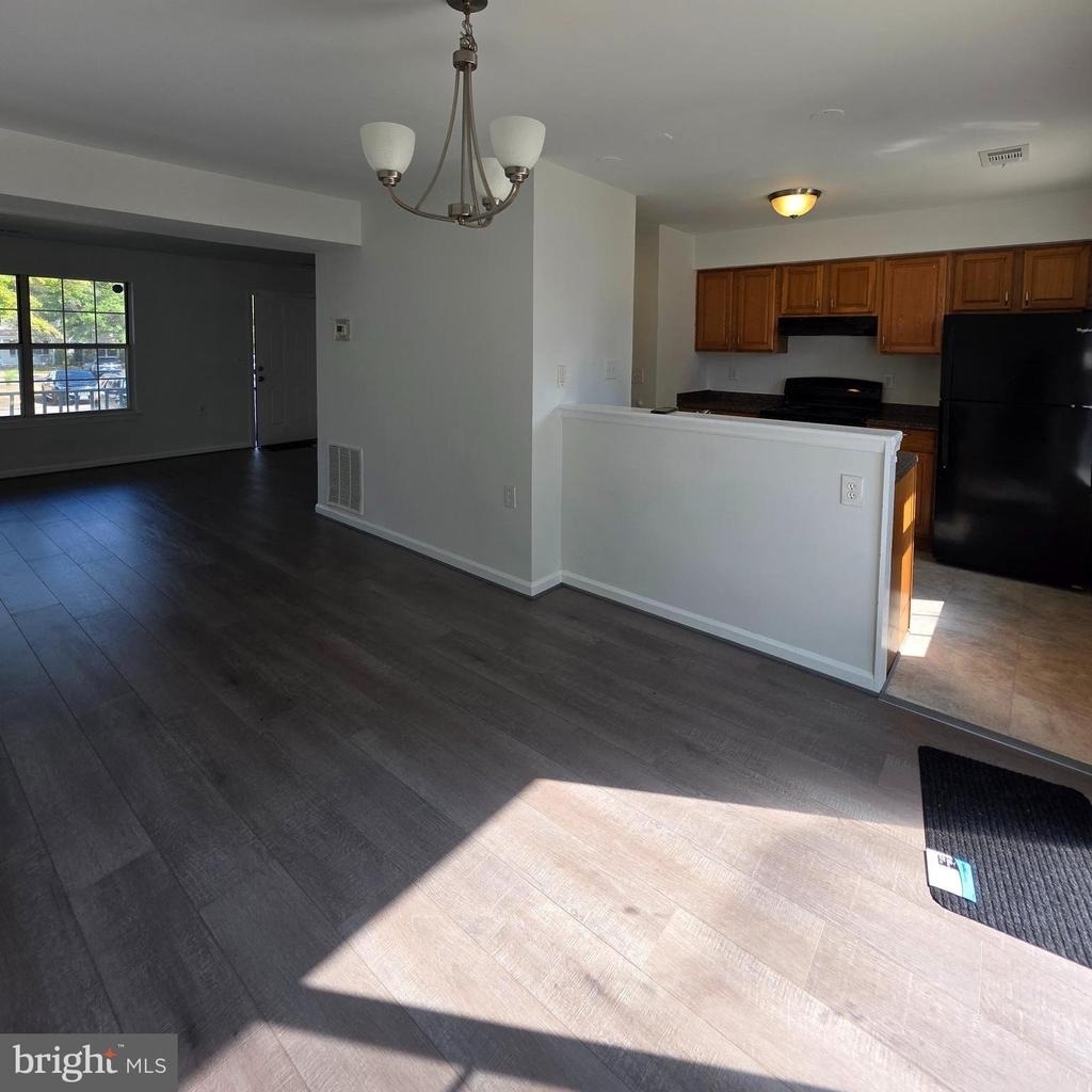 404 Trefoil Place - Photo 3