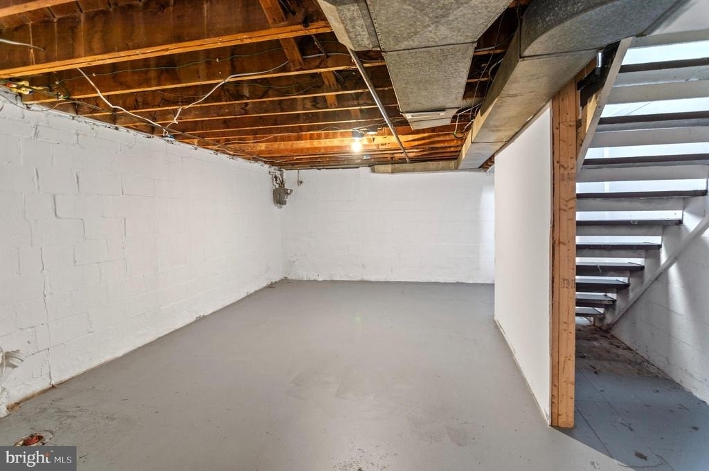 7827 Eastdale Road - Photo 14