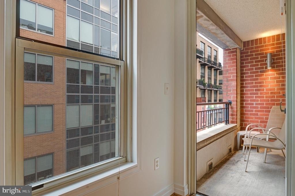 915 E Street Nw - Photo 9