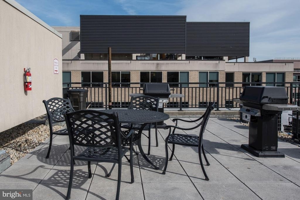 915 E Street Nw - Photo 49