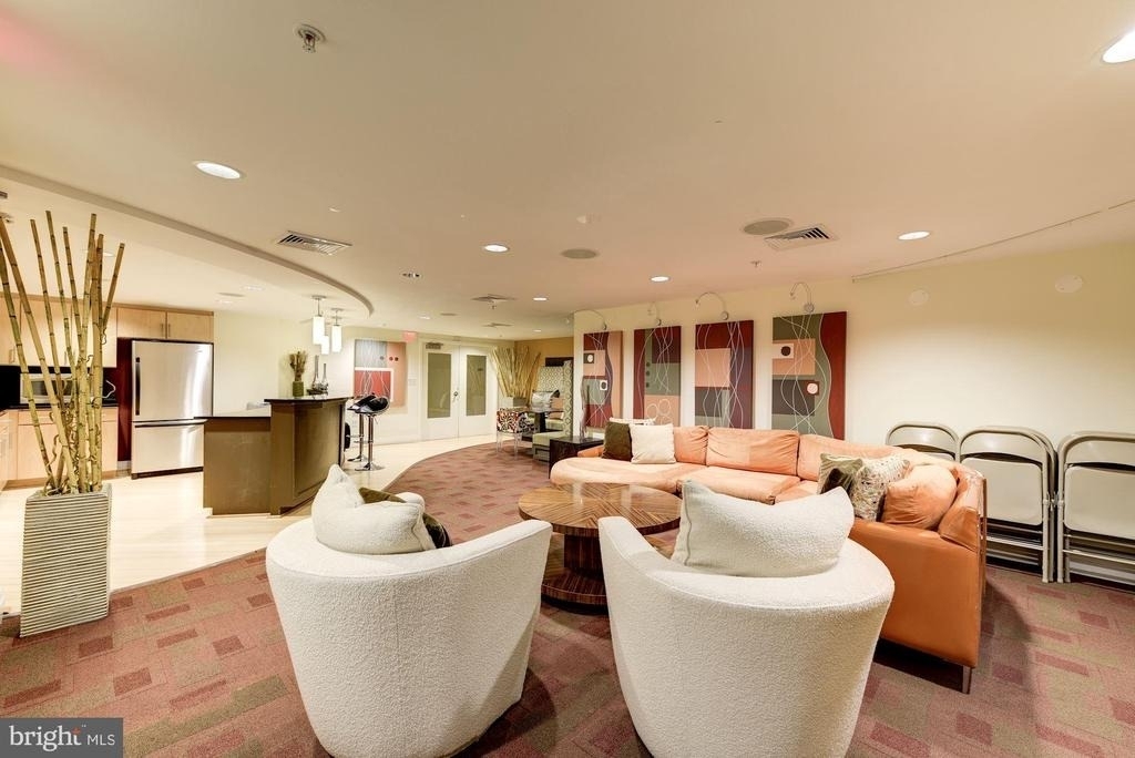 915 E Street Nw - Photo 39