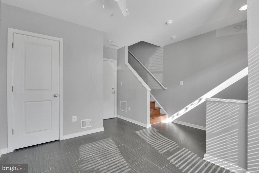 909 5th Street Se - Photo 28