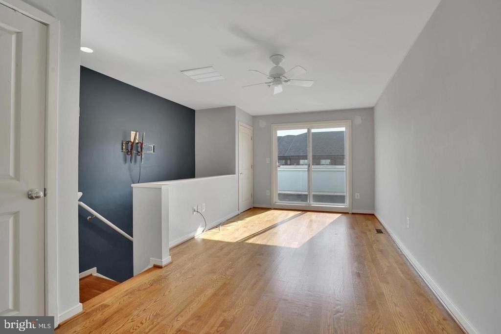 909 5th Street Se - Photo 18