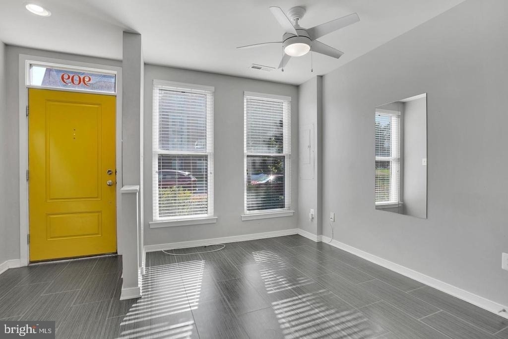 909 5th Street Se - Photo 27
