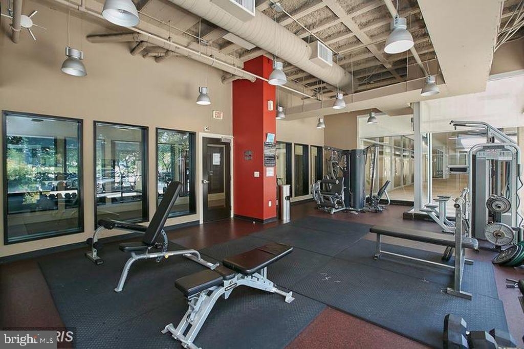 350 G Street Sw - Photo 15