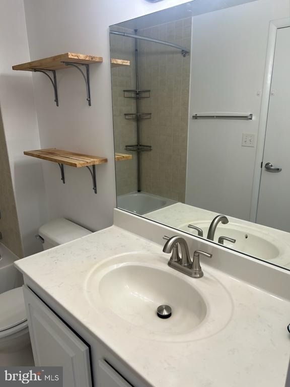 350 G Street Sw - Photo 10
