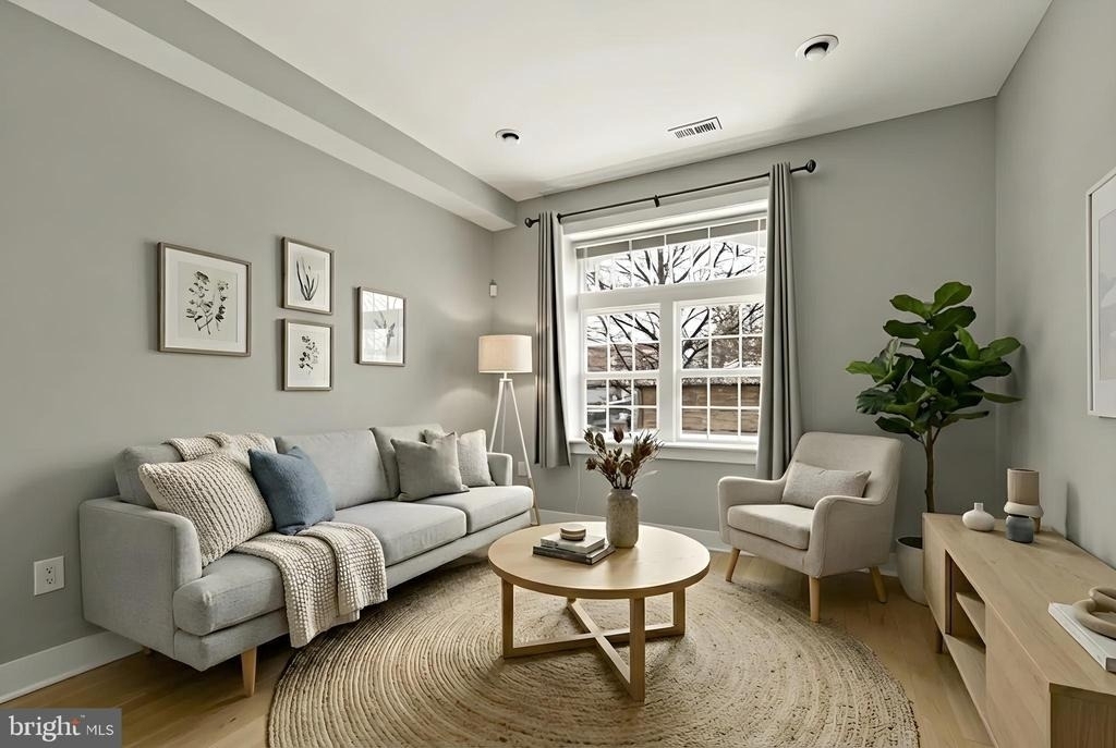 3529 14th Street Nw - Photo 2