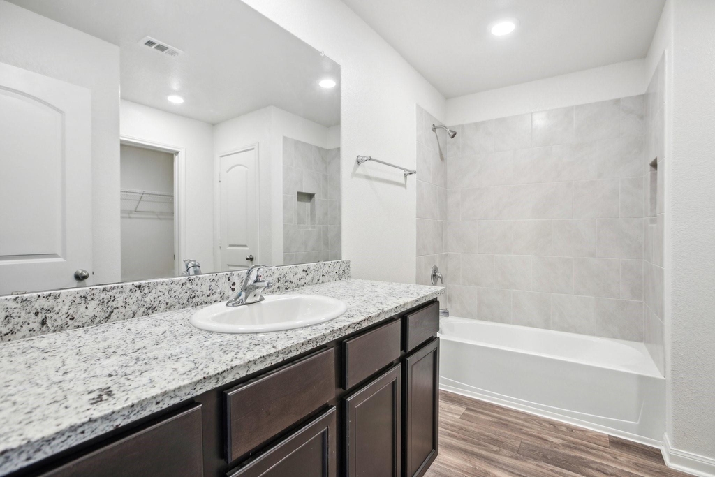 1040 Riverdale Cv - Photo 19