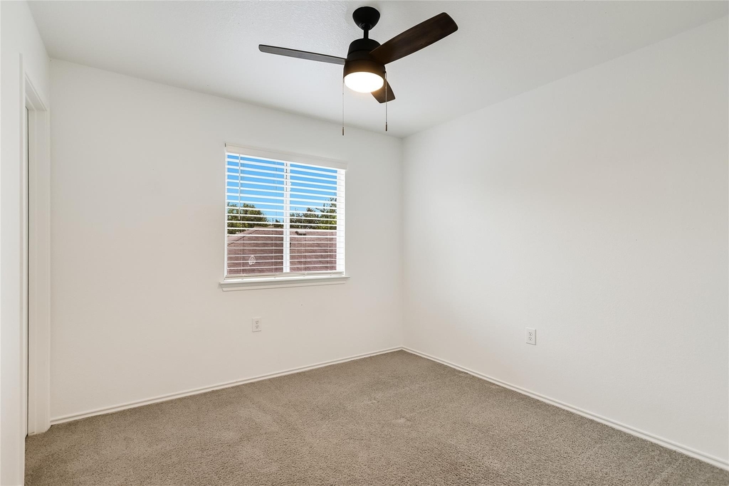 1628 Poppy Seed Ln - Photo 14