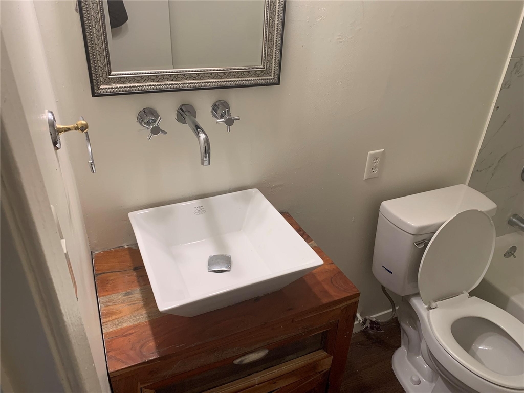 1918 Hearthstone Dr - Photo 12