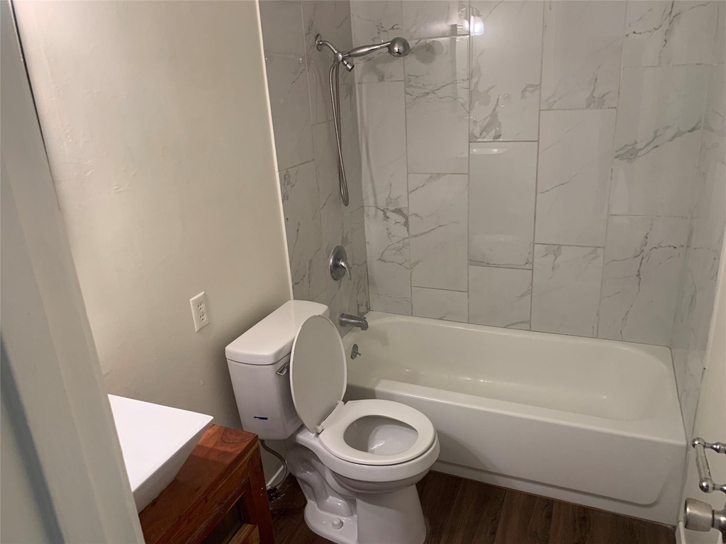 1918 Hearthstone Dr - Photo 11