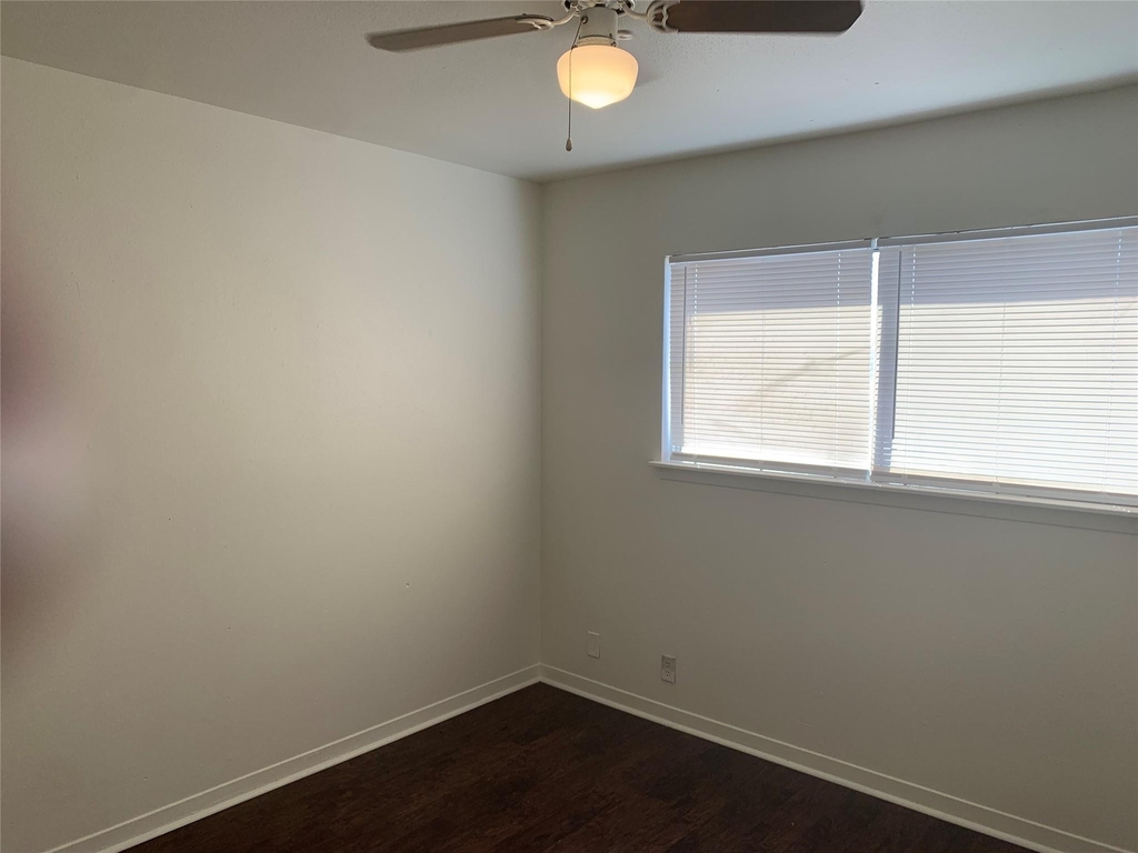 1918 Hearthstone Dr - Photo 14
