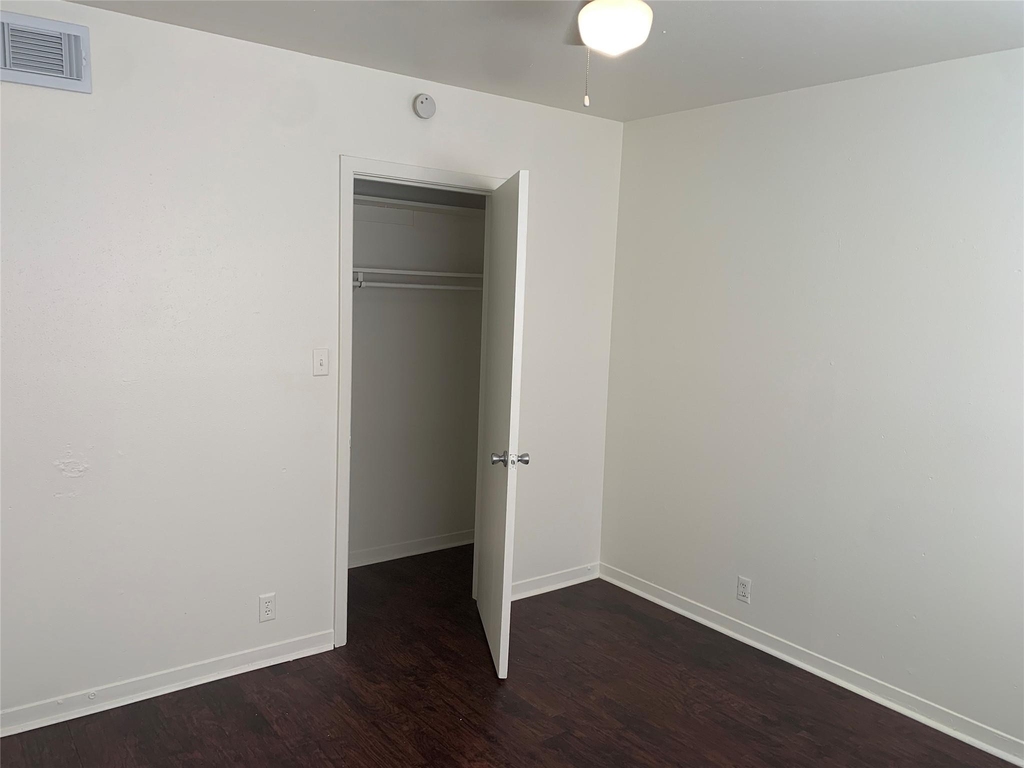 1918 Hearthstone Dr - Photo 16