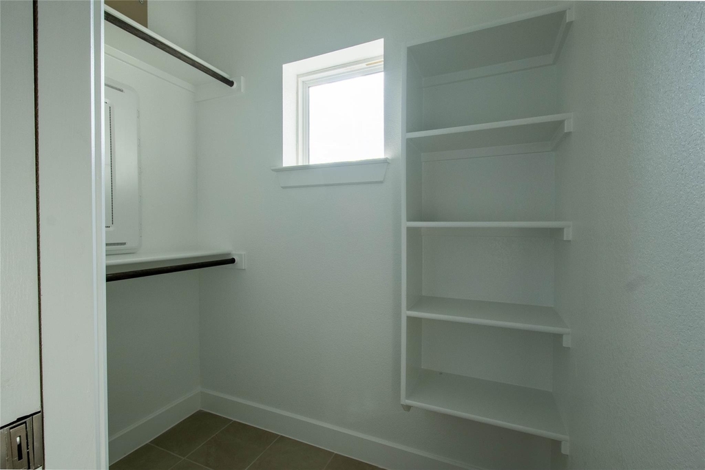 2705 Wilson St - Photo 26