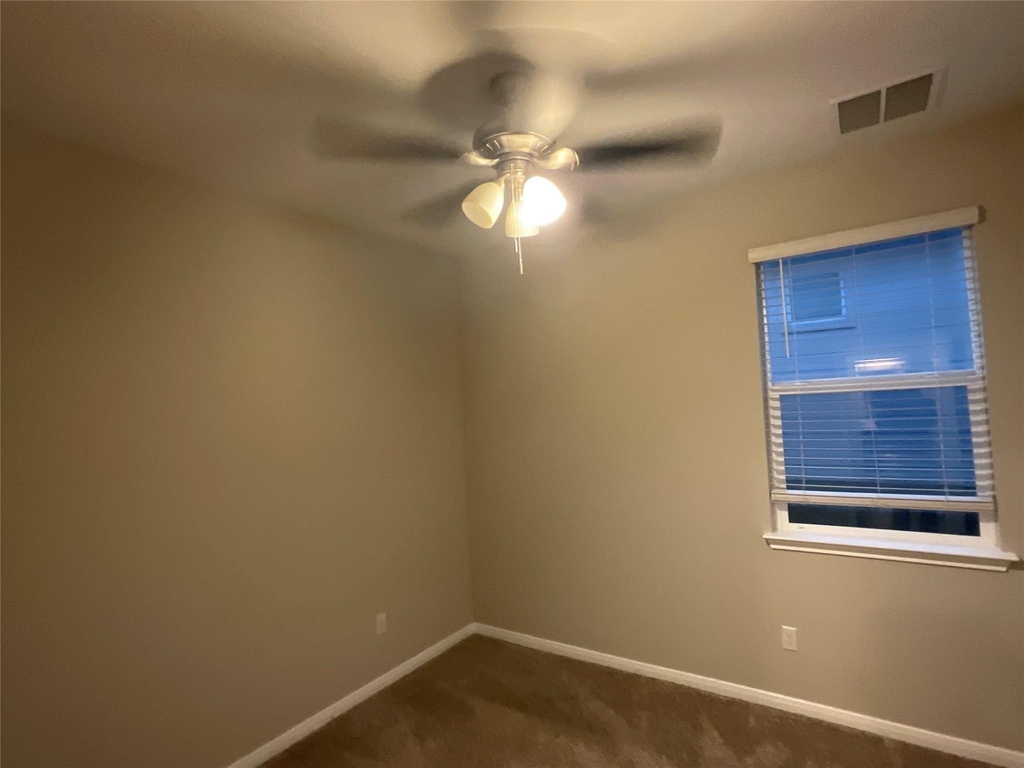 142 Jubilee Dr - Photo 12
