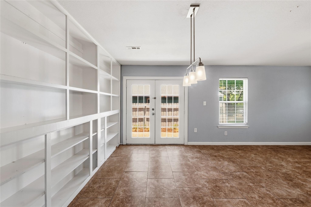 7000 Shannon Dr - Photo 20
