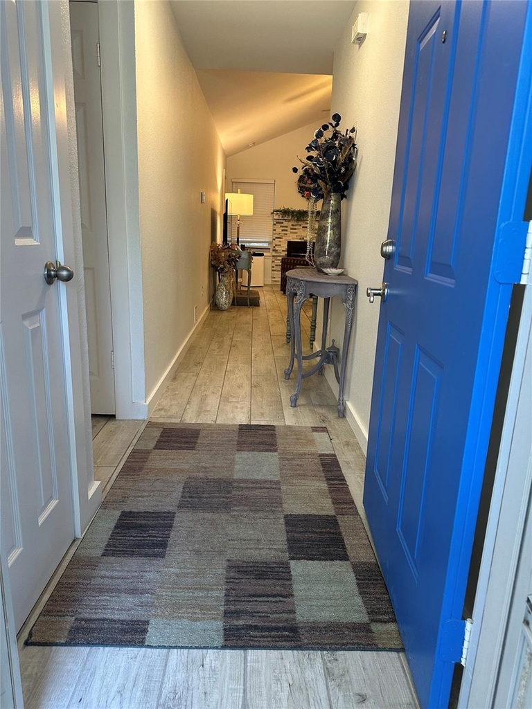 1010 Bodgers Dr - Photo 1