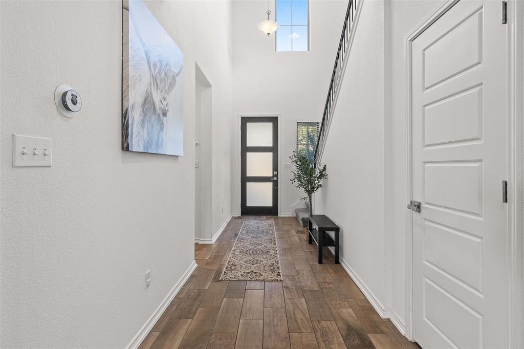 9107 Moonstone Dr - Photo 3