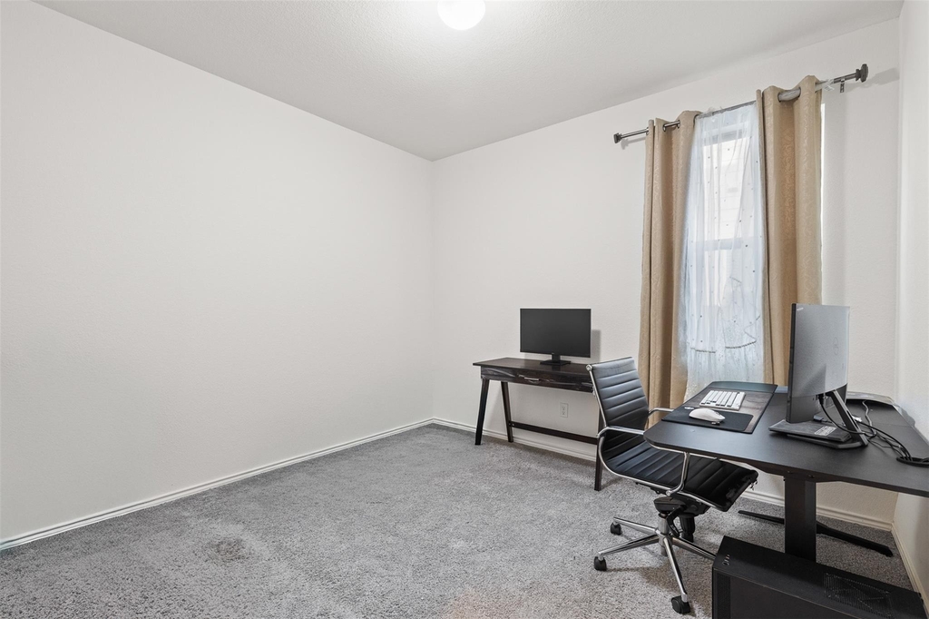9107 Moonstone Dr - Photo 10