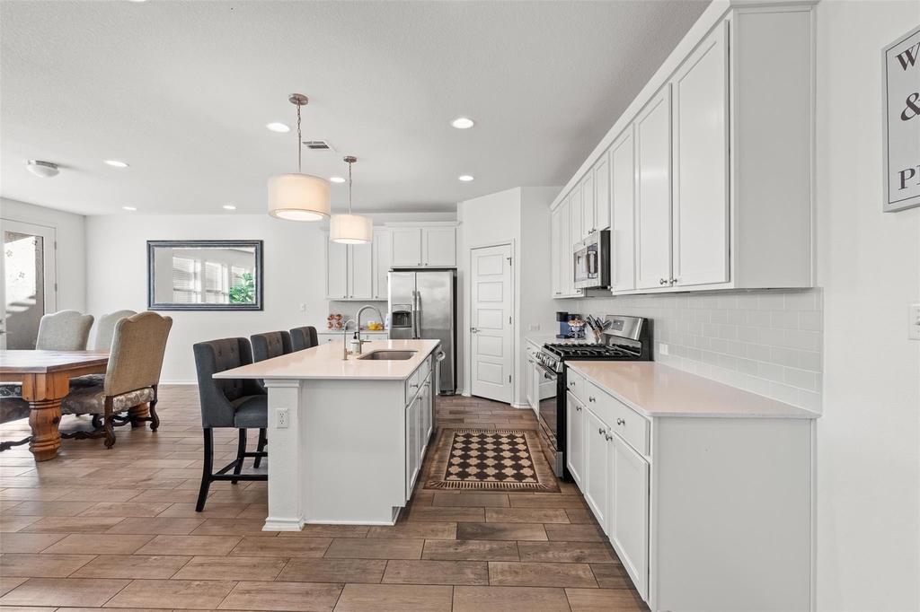 9107 Moonstone Dr - Photo 5
