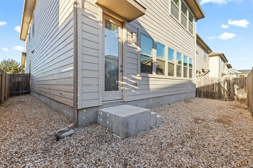 9107 Moonstone Dr - Photo 20