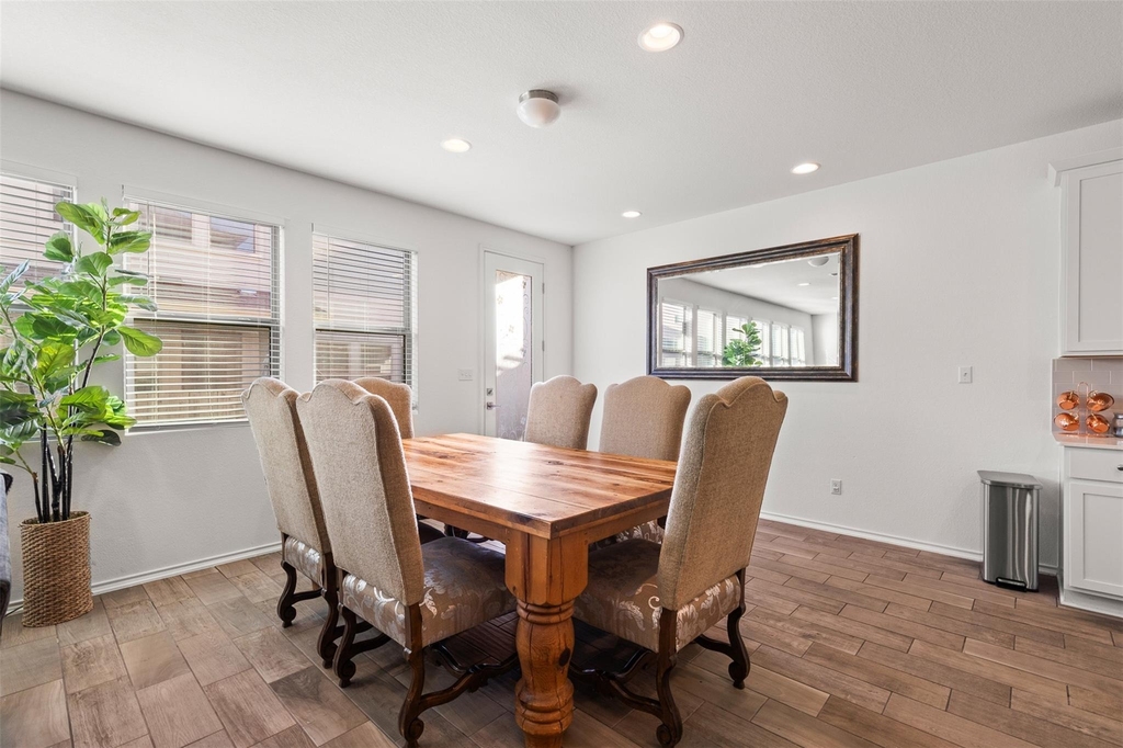 9107 Moonstone Dr - Photo 8