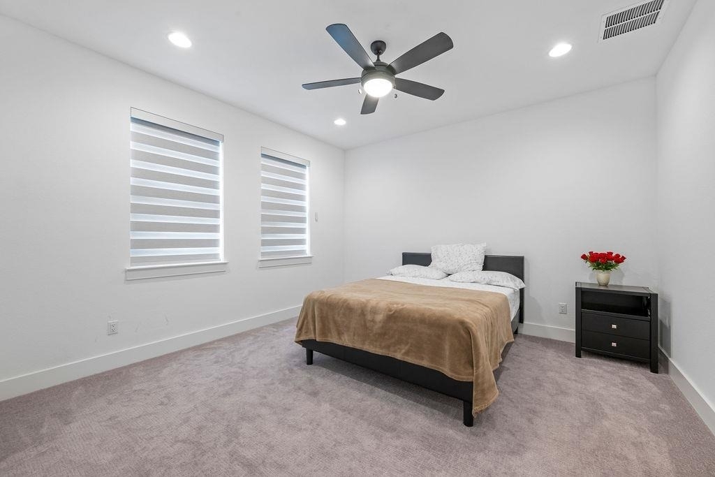 3304 Belted Galloway St - Photo 28