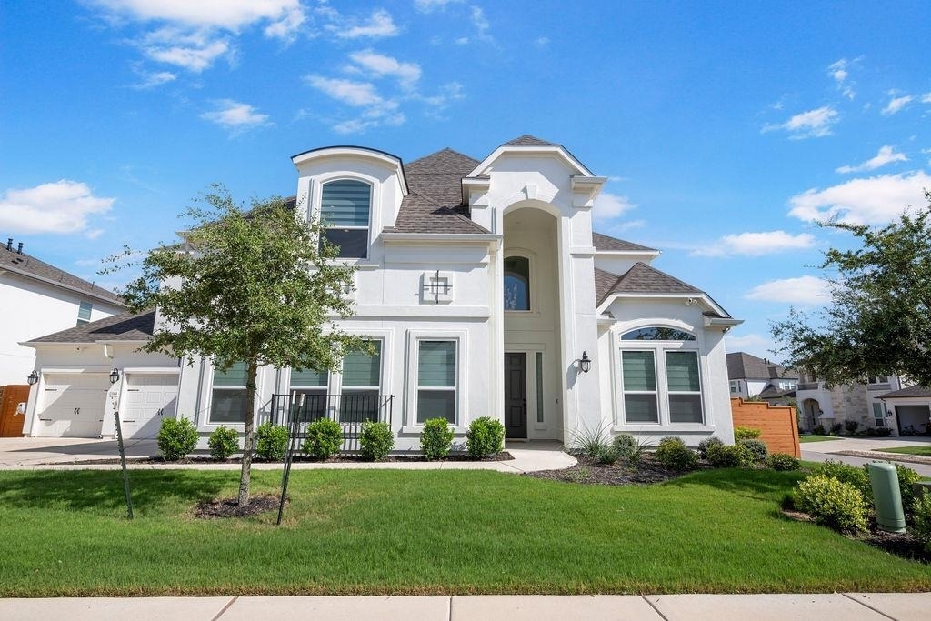 3304 Belted Galloway St - Photo 0